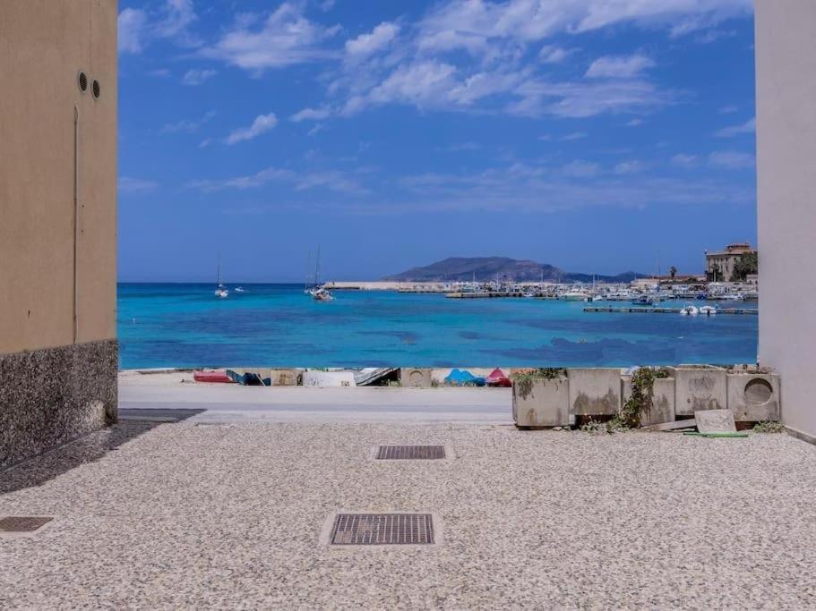 La Perla Della Praia Villa Favignana Luaran gambar